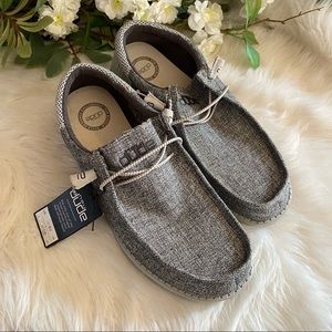 New Men’s Hey Dude Gray Slip On Shoes Size 13
